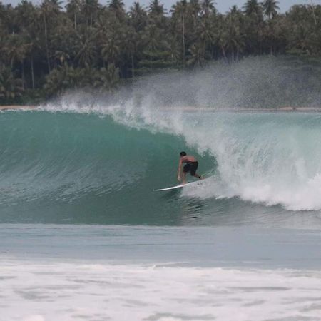 New Raya - Nias Beach Bungalows Lagudri Bagian luar foto